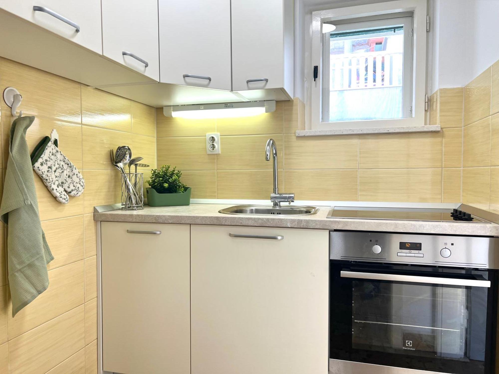 Apartman Lucijan Каштела Екстер'єр фото