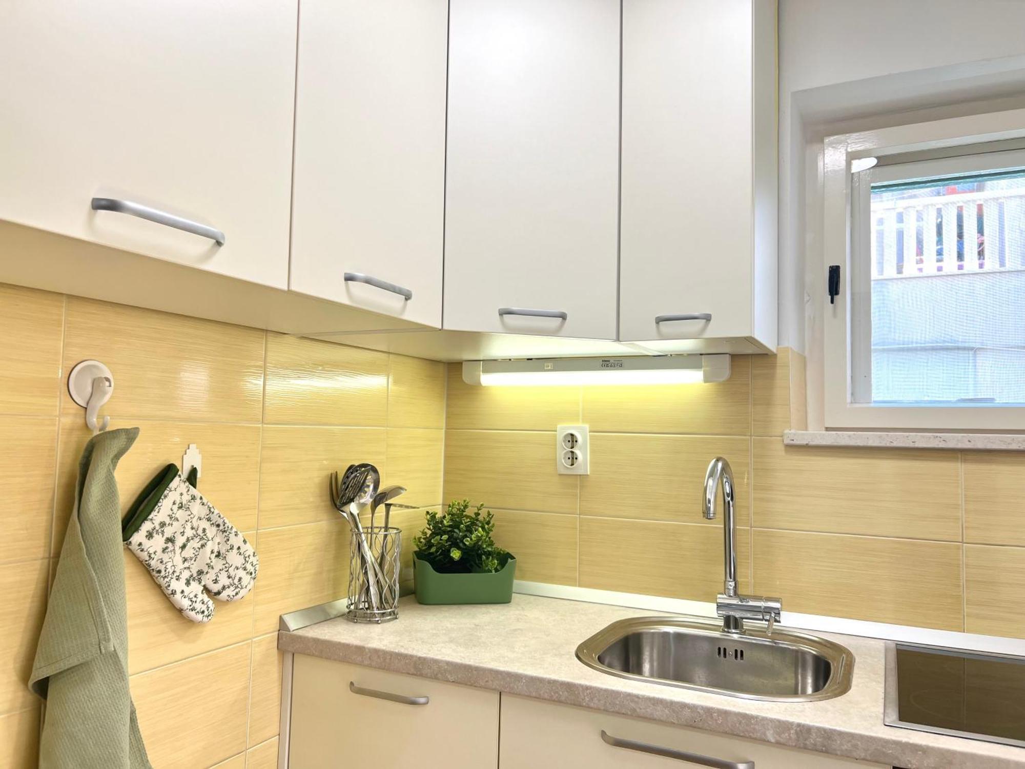 Apartman Lucijan Каштела Екстер'єр фото
