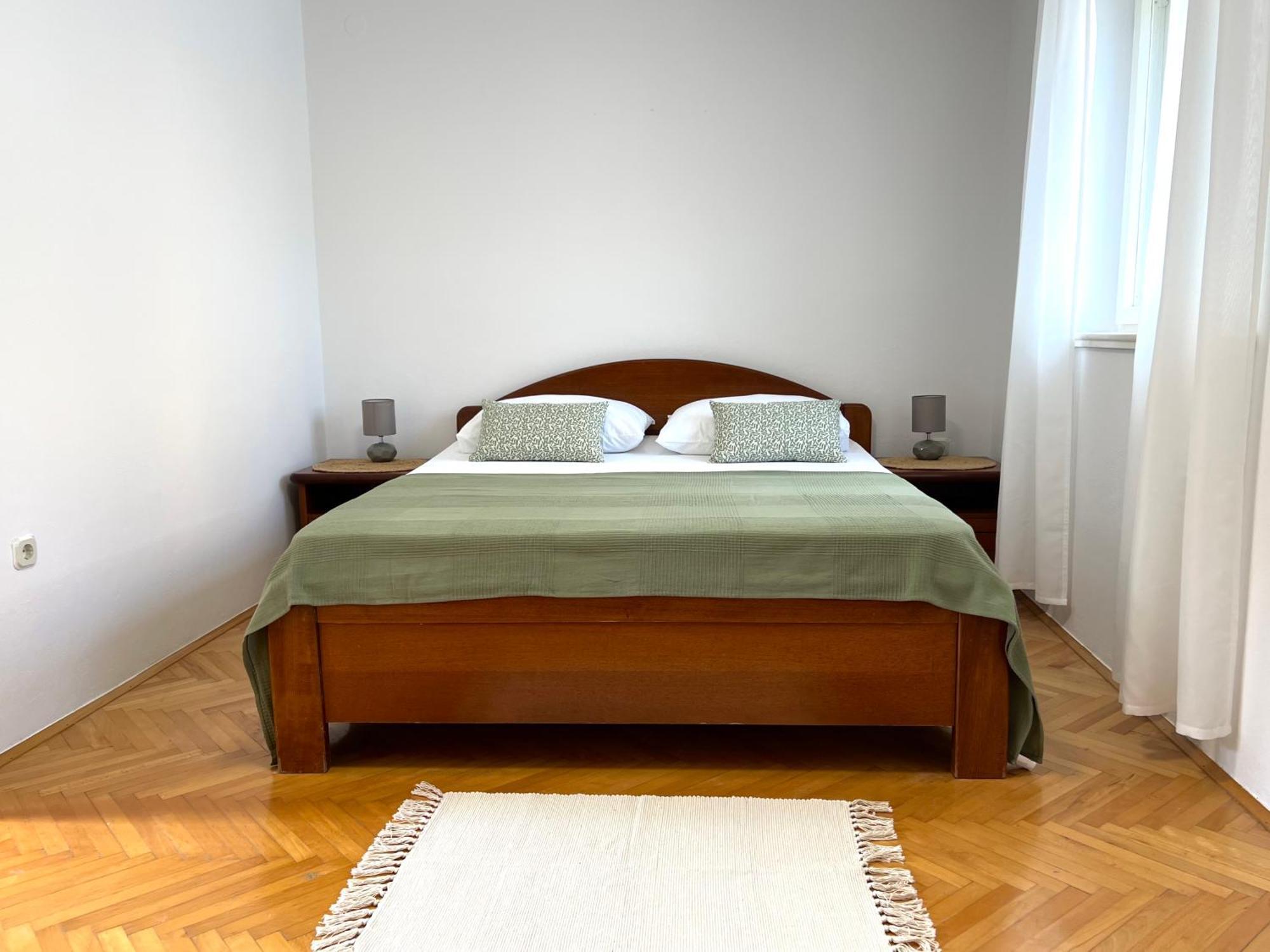 Apartman Lucijan Каштела Екстер'єр фото