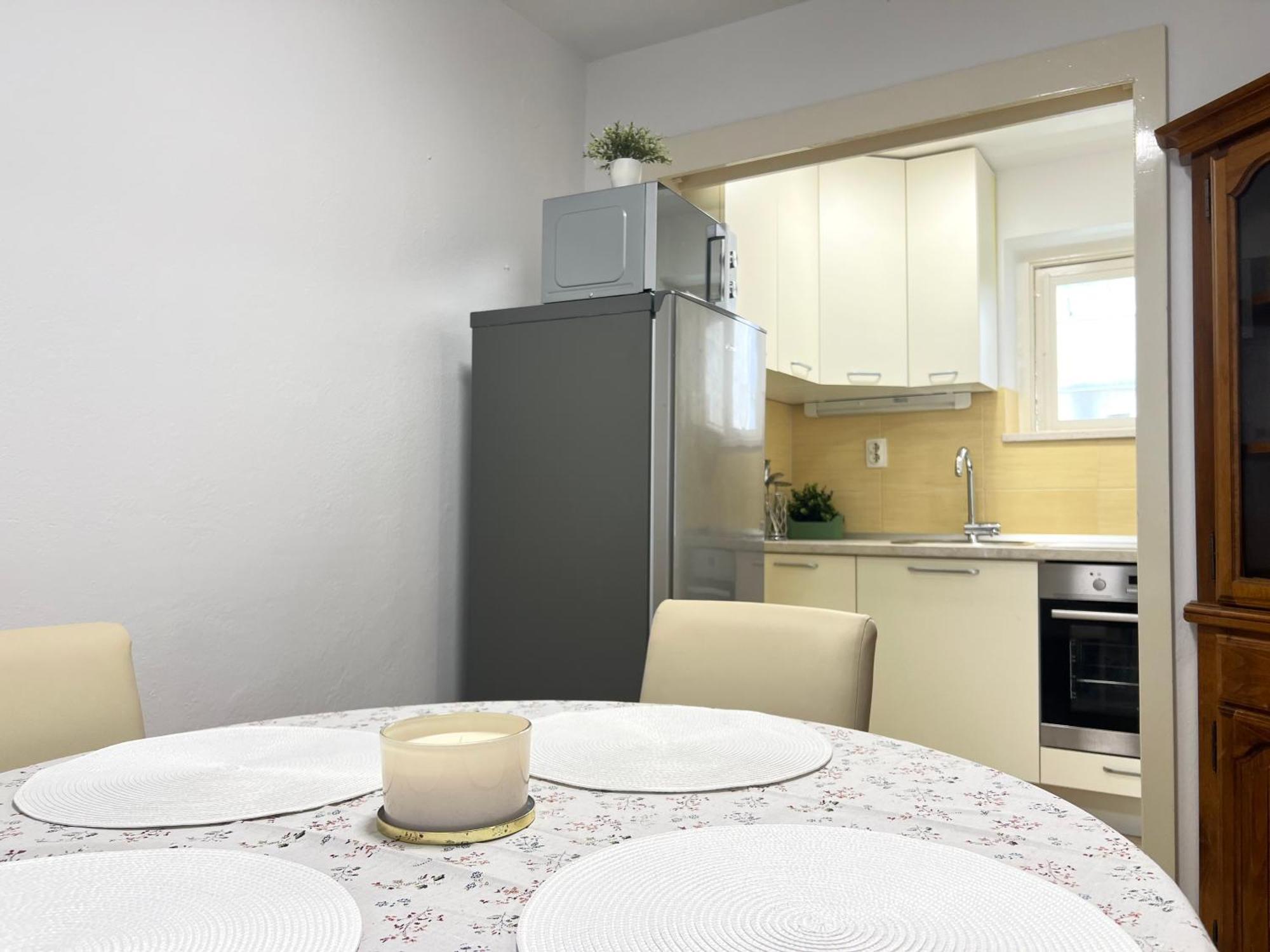 Apartman Lucijan Каштела Екстер'єр фото